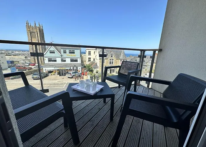6 Ocean Views